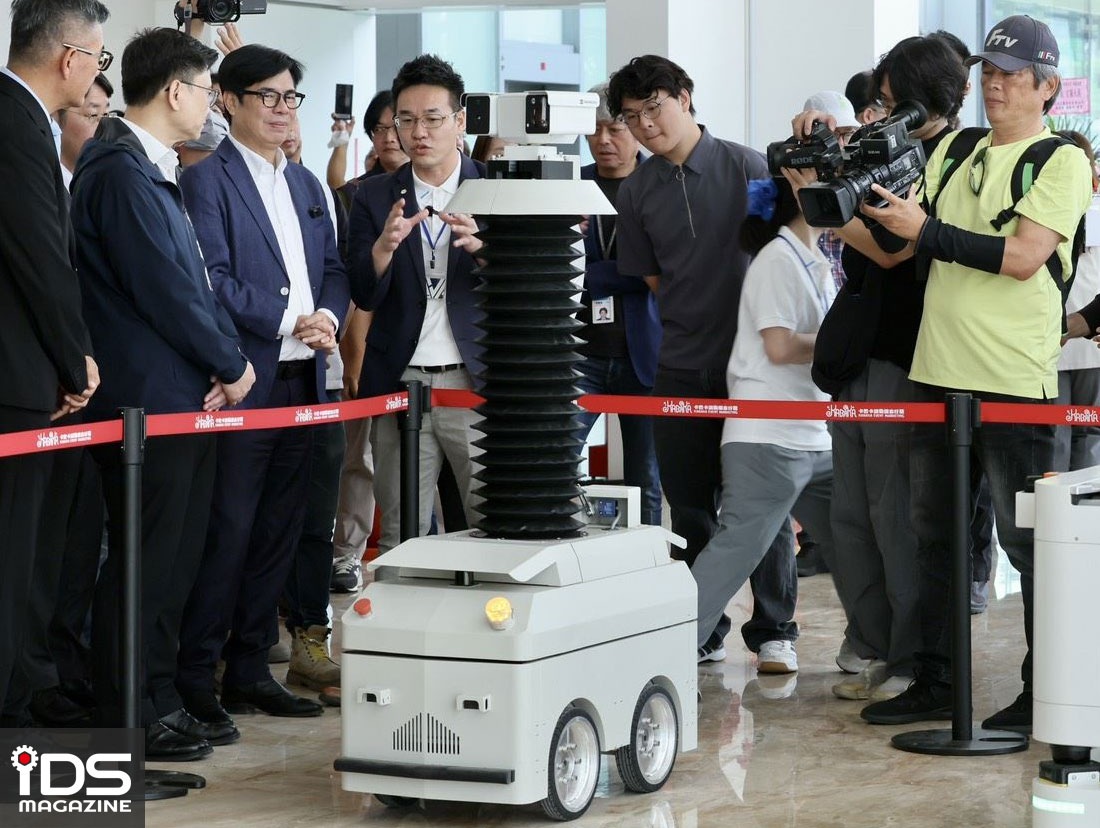 智慧製造-飛傲科技「機器人創新中心」進駐高軟 陳其邁：歡迎投資高雄，期盼共同茁壯